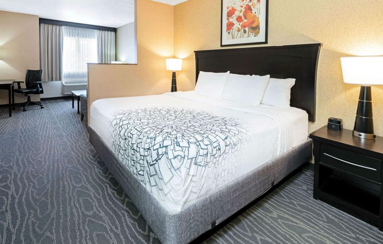 Hotel La Quinta By Wyndham Logan Zewnętrze zdjęcie